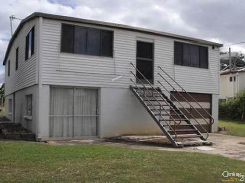 19 Strathmore Street, Collinsville QLD 4804