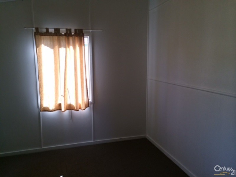 19 Strathmore Street, Collinsville QLD 4804