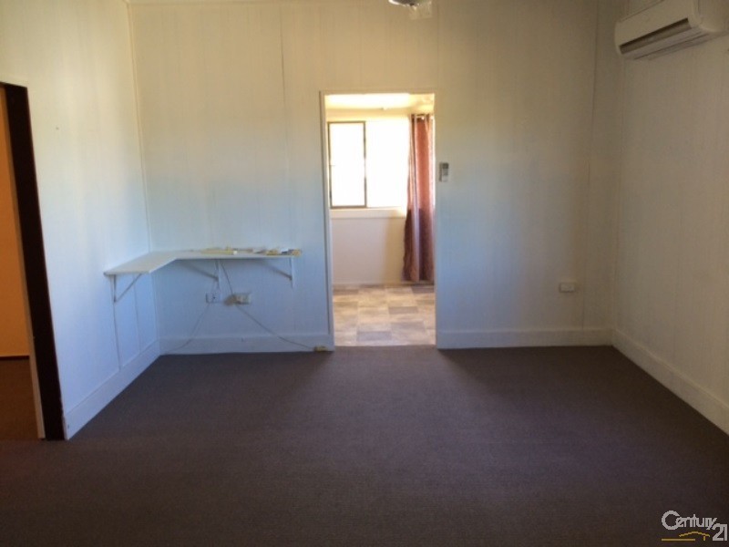 19 Strathmore Street, Collinsville QLD 4804