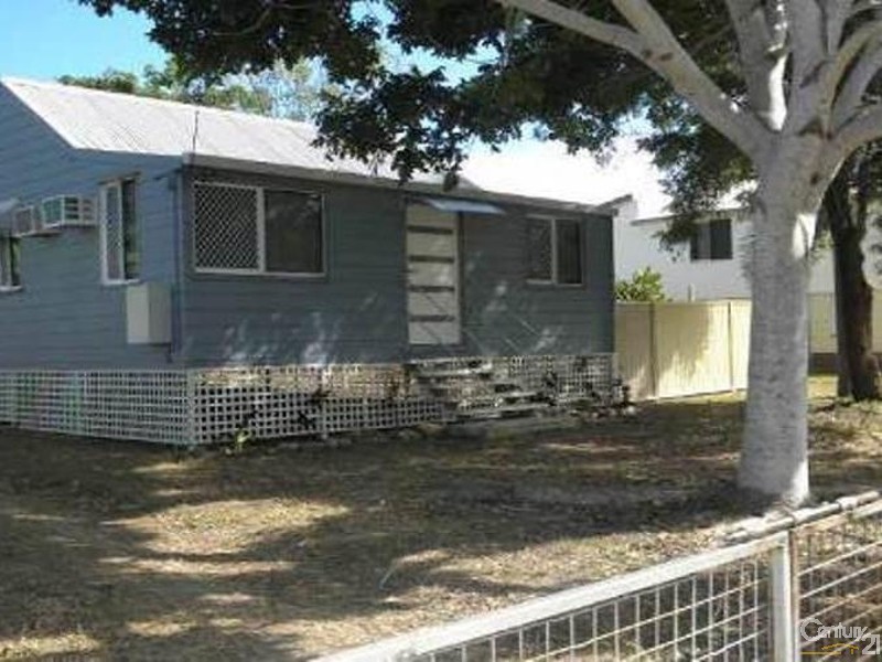 17 John Street, Collinsville QLD 4804