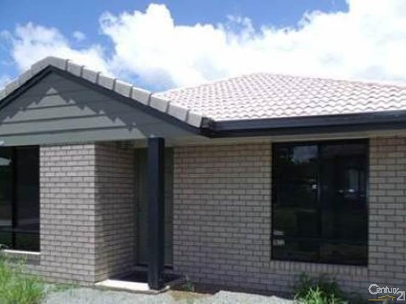 12 Toussaint Street, Collinsville QLD 4804