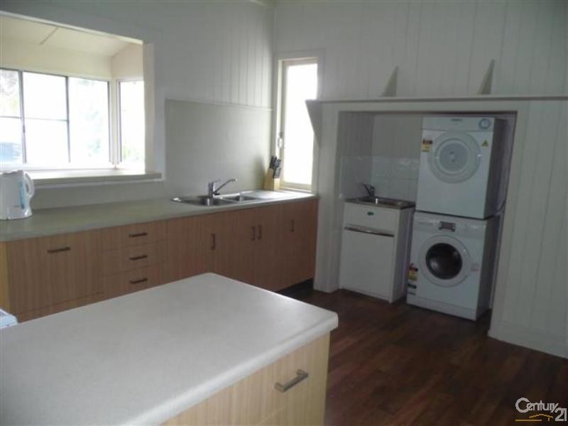 9 Cunningham Street, Collinsville QLD 4804