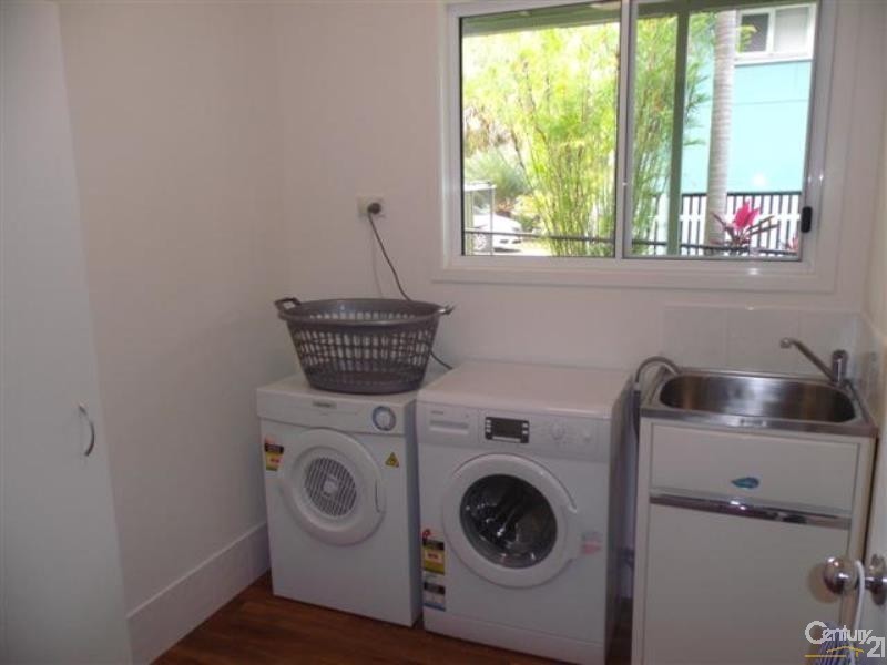 9 Cunningham Street, Collinsville QLD 4804