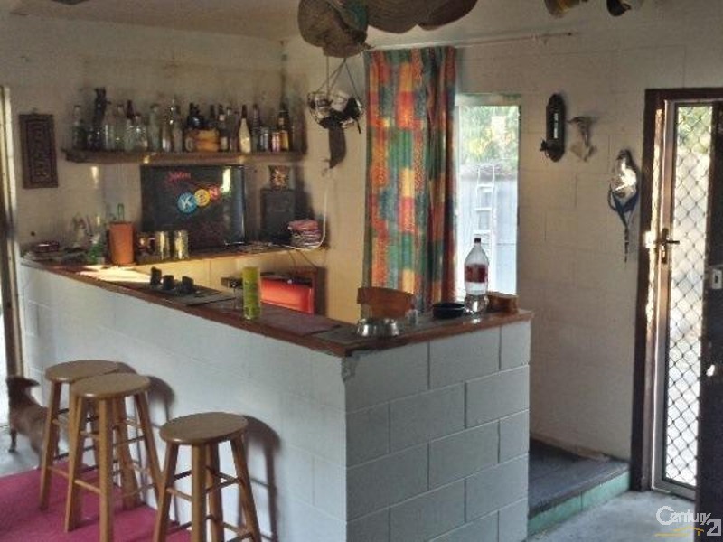 123 Powell Street, Bowen QLD 4805