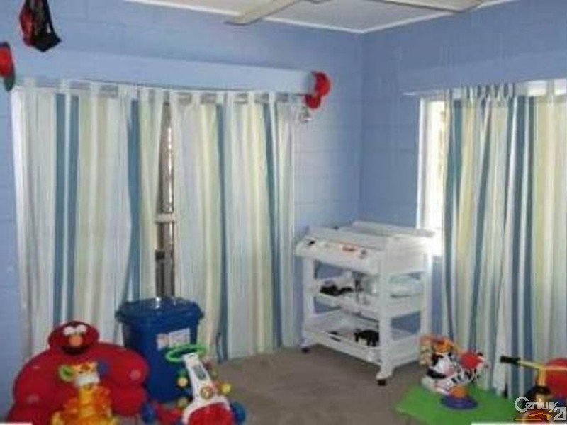 3 Seventh Avenue, Scottville QLD 4804