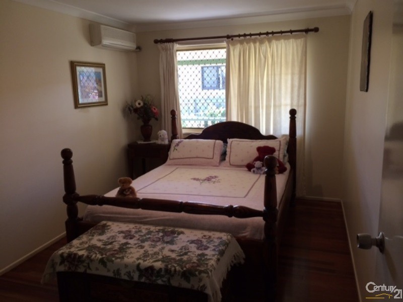 65 Reynolds Street, Bowen QLD 4805