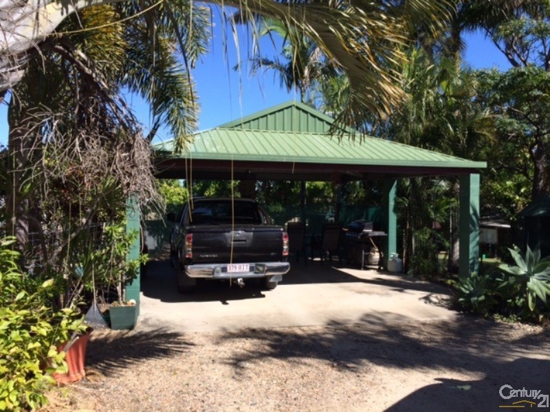 65 Reynolds Street, Bowen QLD 4805