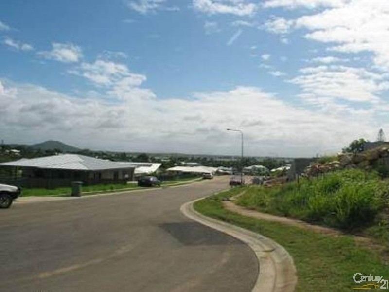 6 Yardley Court, Bowen QLD 4805