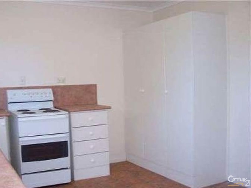 32 Walker Street, Collinsville QLD 4804