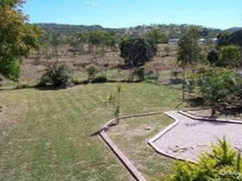 32 Walker Street, Collinsville QLD 4804