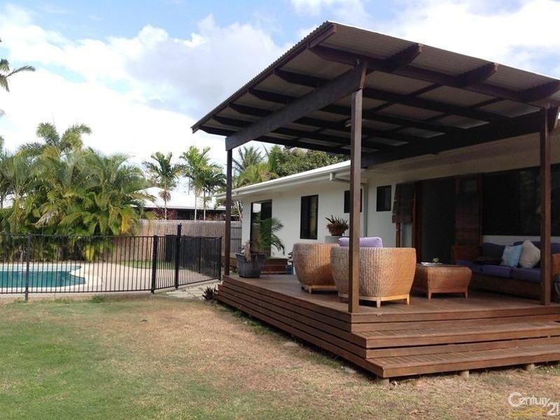 10 Tollington Road, Bowen QLD 4805