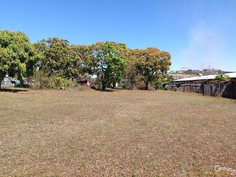 34 Brisbane Street, Bowen QLD 4805