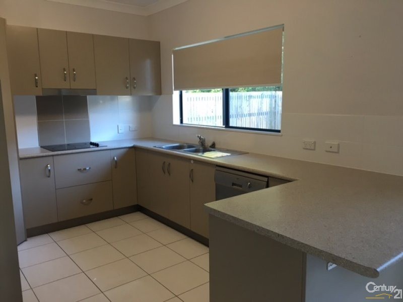 6 Seventh Close, Bowen QLD 4805