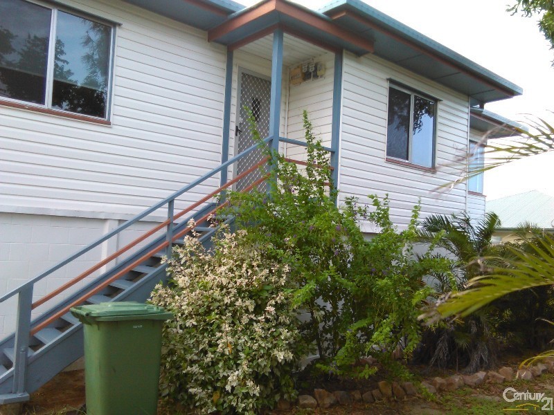 15 Russell Street, Bowen QLD 4805