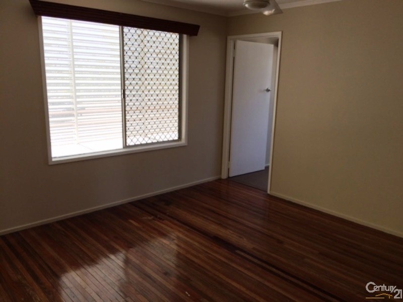 1 Ninth Avenue, Scottville QLD 4804