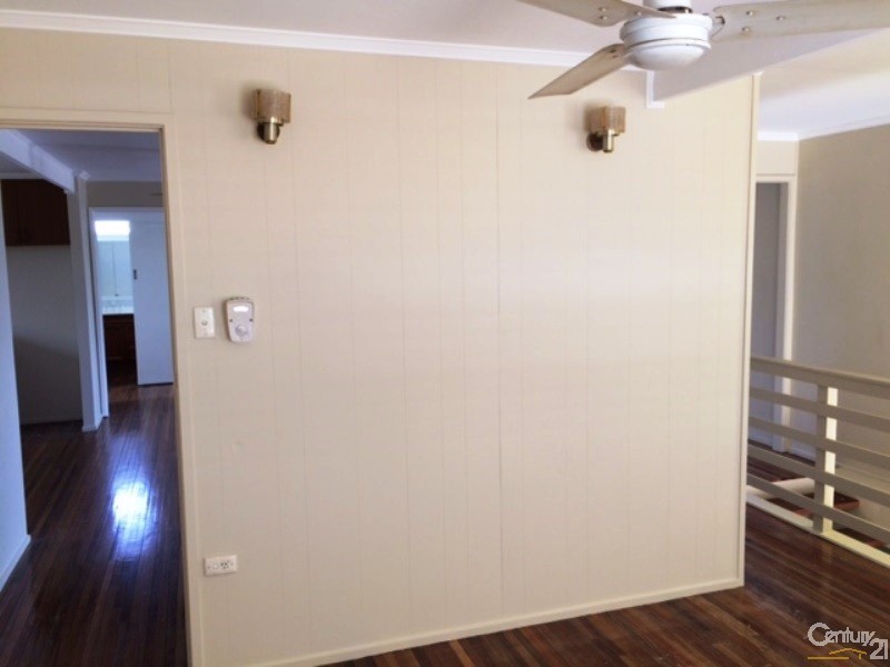 1 Ninth Avenue, Scottville QLD 4804