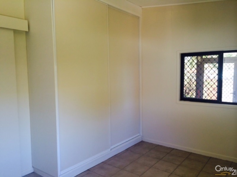 65 Golf Links Road, Bowen QLD 4805