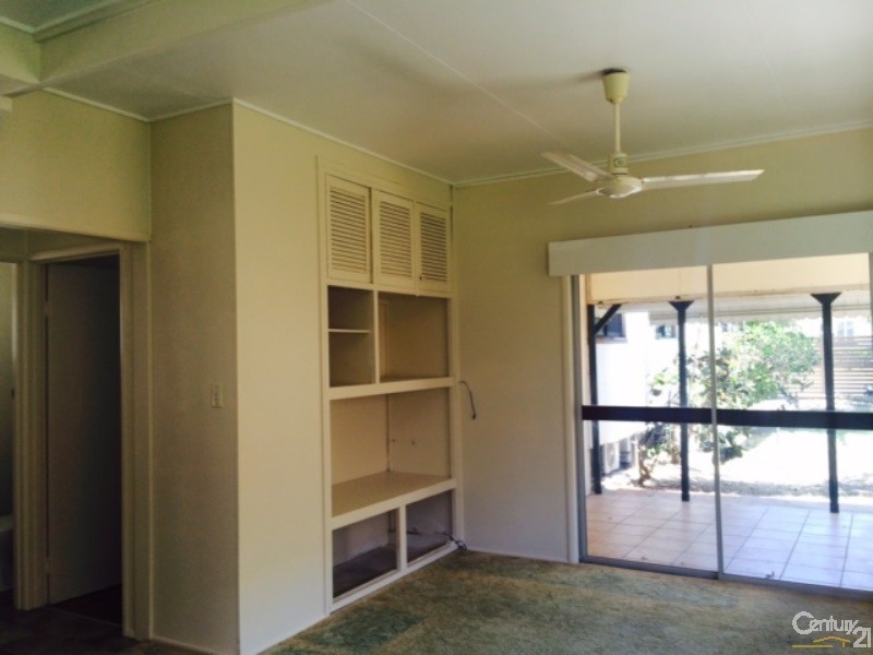 65 Golf Links Road, Bowen QLD 4805