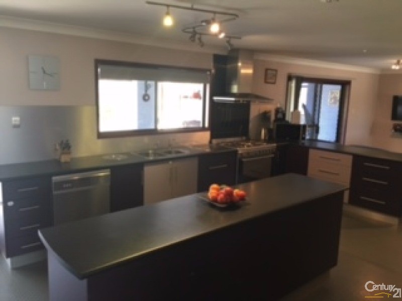 225 Euri Road, Bowen QLD 4805