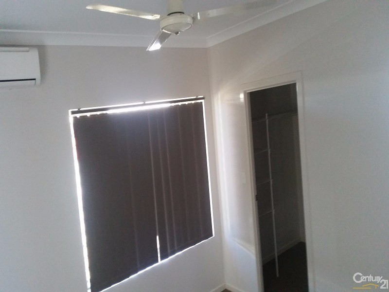 16 Seabreeze Crescent, Bowen QLD 4805