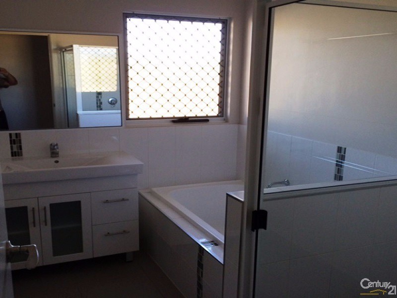 Bowen QLD 4805