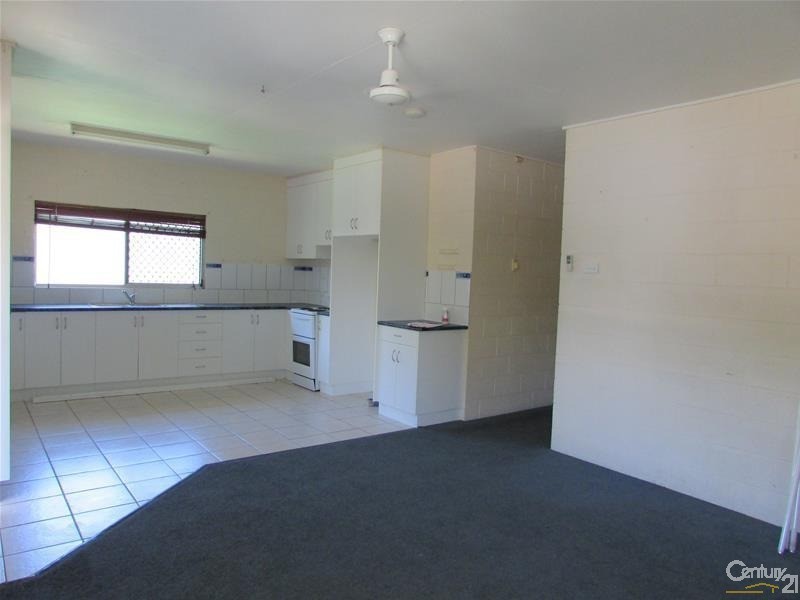 13 Cowan Lane, Bowen QLD 4805