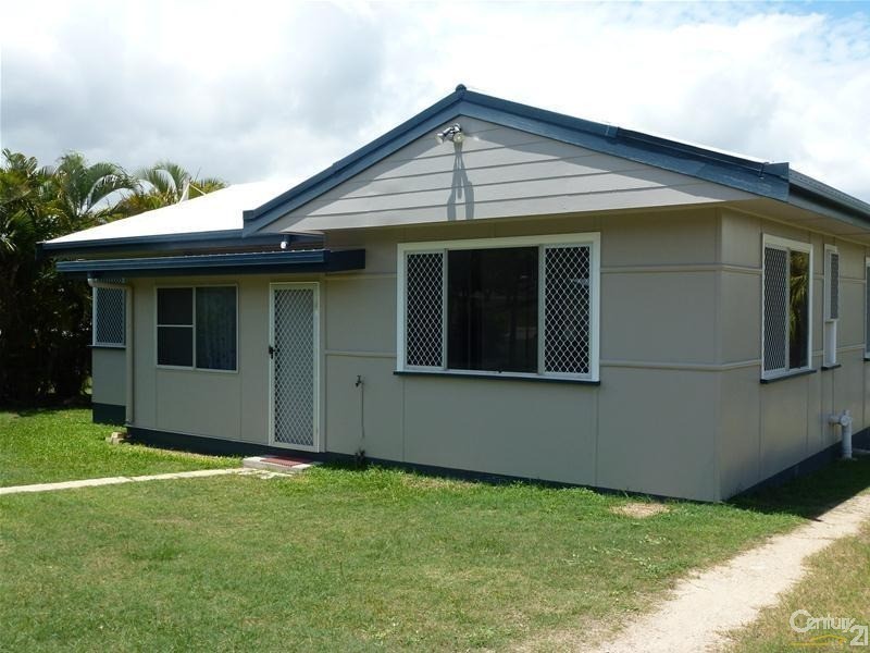 99 Leichhardt Street, Bowen QLD 4805