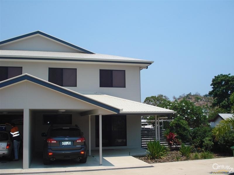 62A Livingstone Street, Bowen QLD 4805