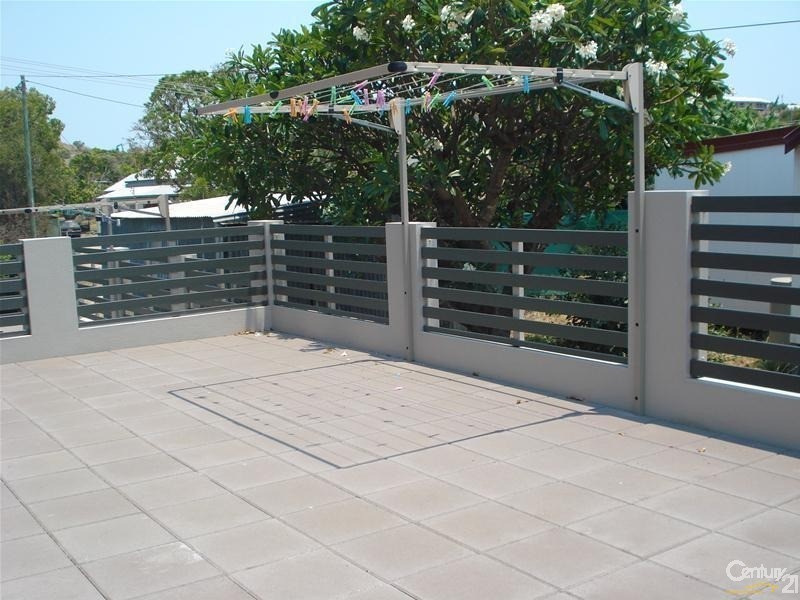 62A Livingstone Street, Bowen QLD 4805