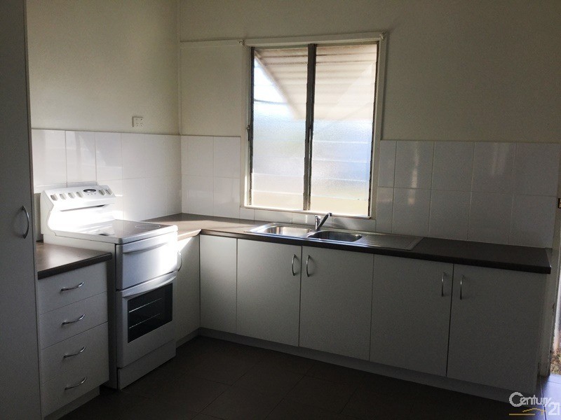 2/39 Brisbane Street, Bowen QLD 4805