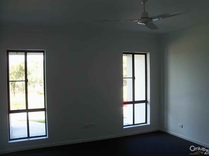 13 Links Road, Bowen QLD 4805
