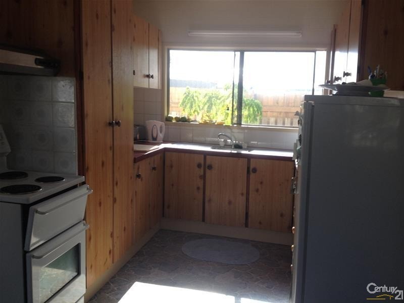 1/10 Sinclair Street, Bowen QLD 4805