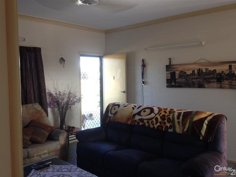 1/10 Sinclair Street, Bowen QLD 4805