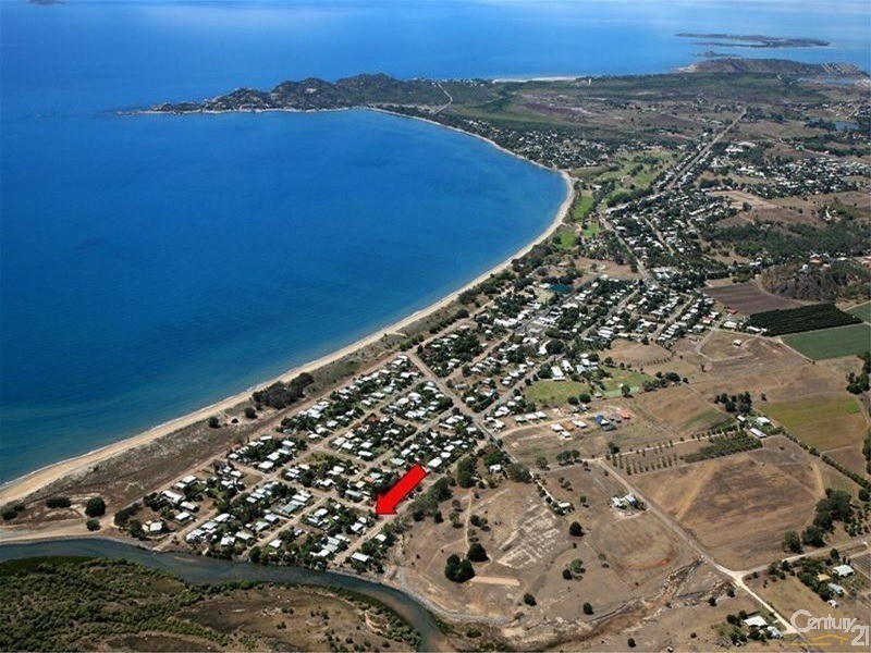 40 Creek Street, Bowen QLD 4805