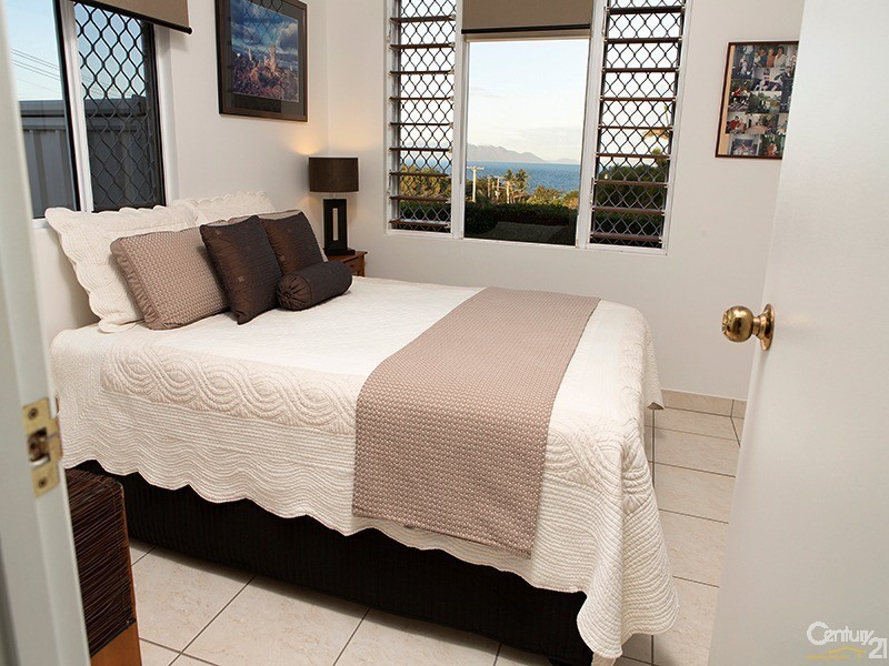 2 Poinciana Drive, Bowen QLD 4805