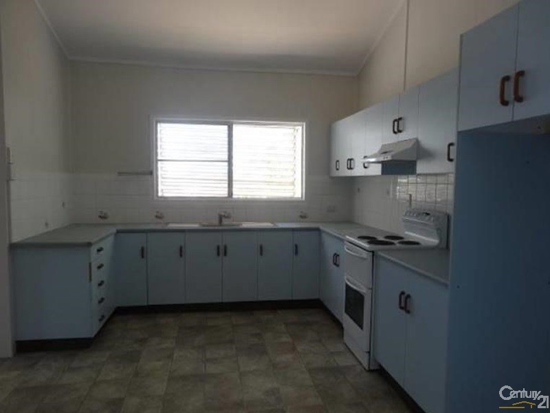 13 Belgravia Road, Bowen QLD 4805