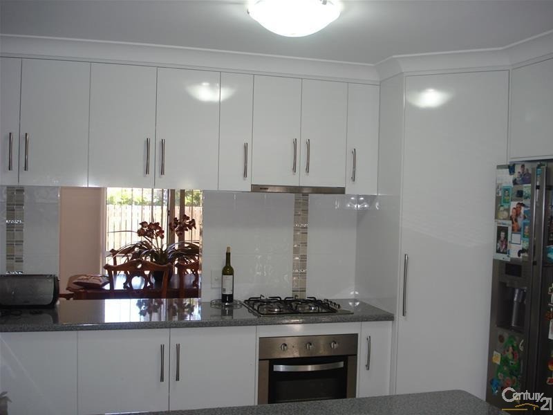 6 Howard Street, Bowen QLD 4805