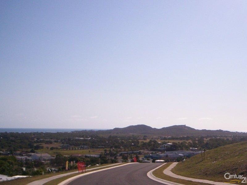 30 Tynwald Avenue, Bowen QLD 4805