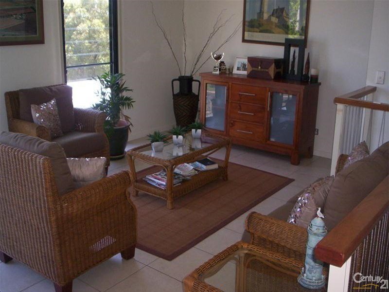 2 Lotus Lane, Bowen QLD 4805