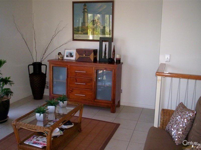 2 Lotus Lane, Bowen QLD 4805