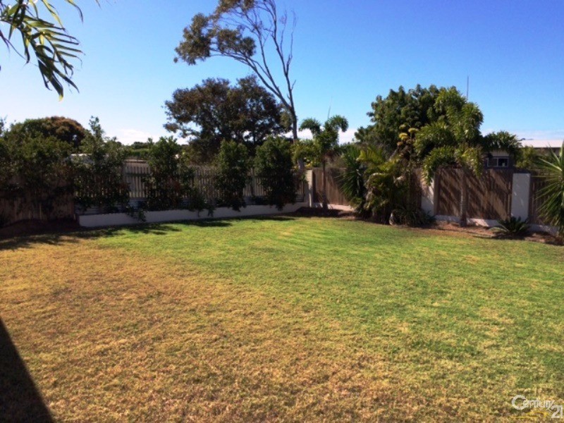 11 Kirkpatrick Court, Bowen QLD 4805