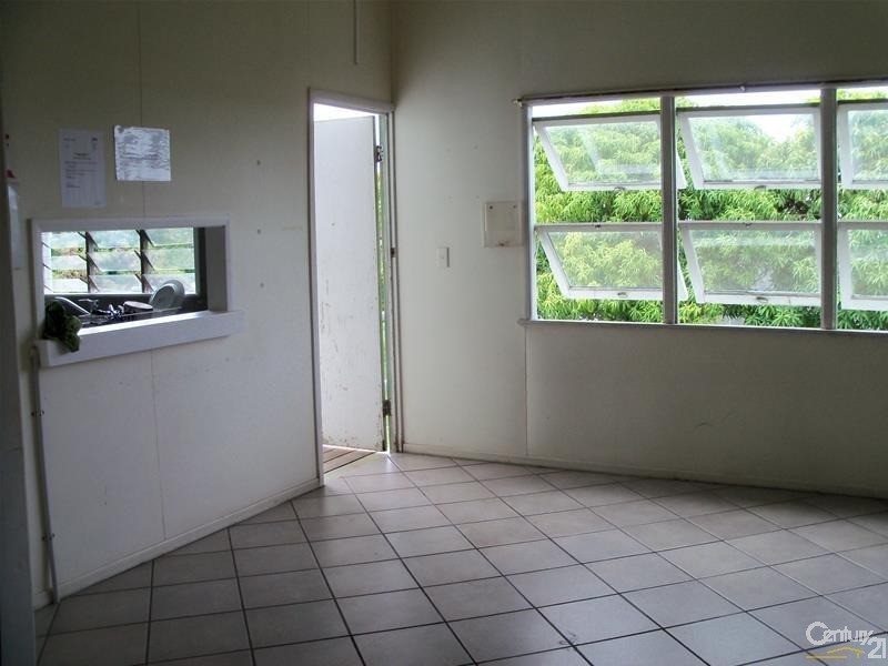 4/89 Herbert Street, Bowen QLD 4805