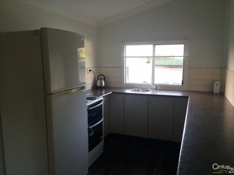 34 Creek Street, Bowen QLD 4805
