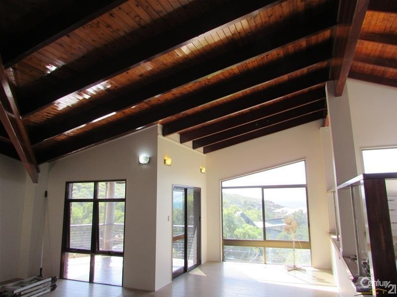 24 Rose Bay Road, Bowen QLD 4805