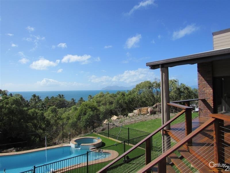 24 Rose Bay Road, Bowen QLD 4805