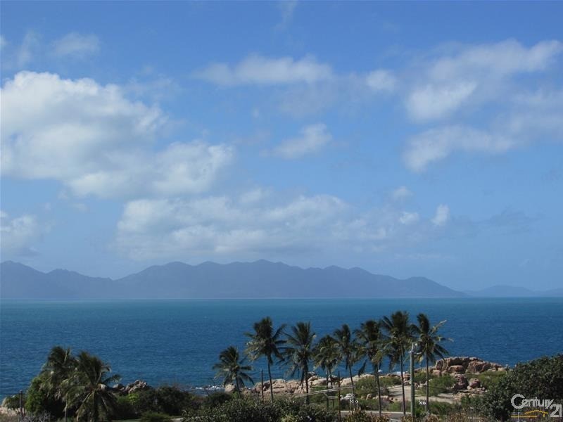 24 Rose Bay Road, Bowen QLD 4805