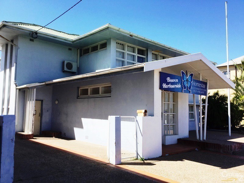 8 Herbert Street, Bowen QLD 4805