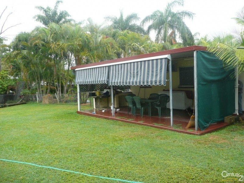 28 Conway Street, Collinsville QLD 4804