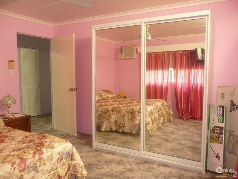 28 Conway Street, Collinsville QLD 4804