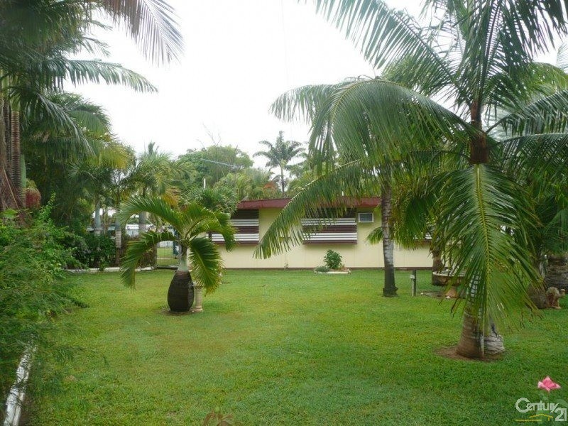 28 Conway Street, Collinsville QLD 4804